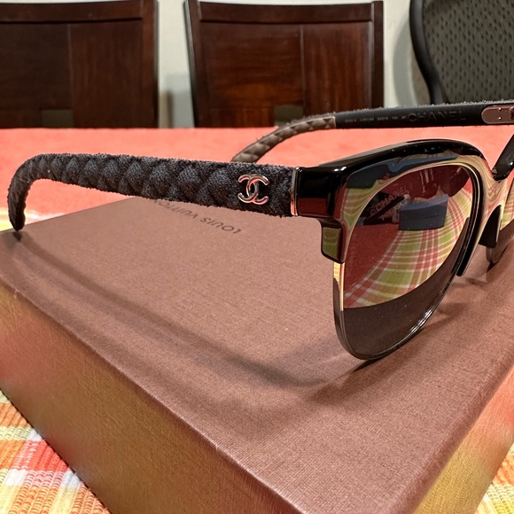 Chanel Denim Quilted Sunglasses Black - Picture 5 of 15